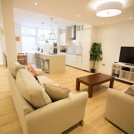 Luxury 2 Bed/Bath Apartment Next To Hyde Park Londra Esterno foto